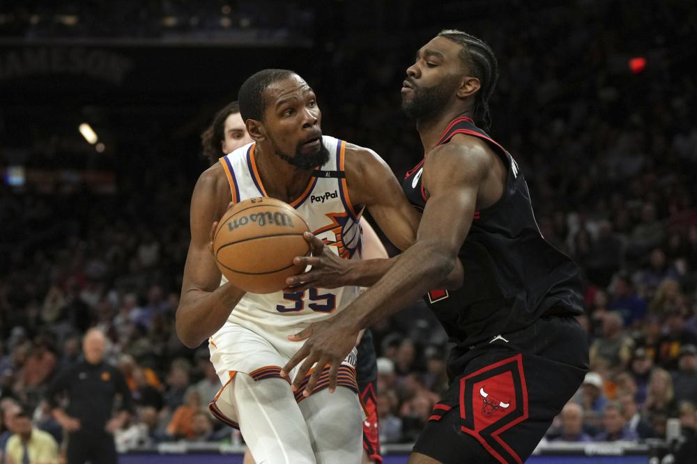 很多球迷起 很多球迷起